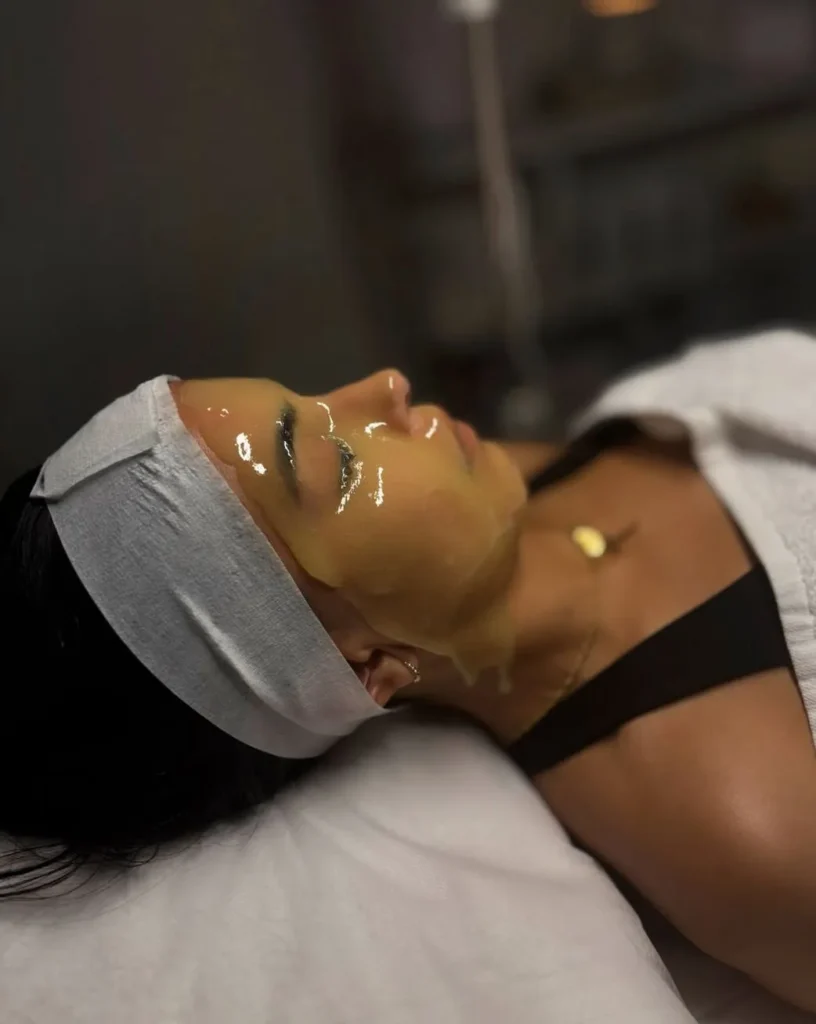 What Does a Hydrojelly Mask Actually Do