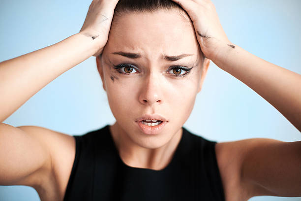 Prevent Mascara Smudging with Long-Lasting Setting Spray Techniques